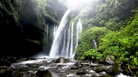 4K River Rock Falls