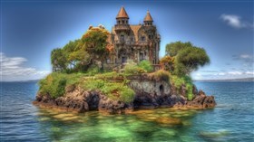 4K Island House