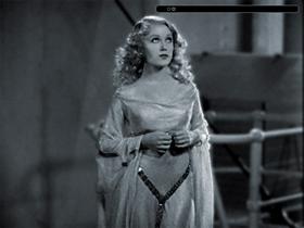Fay Wray as Anne Darrow
